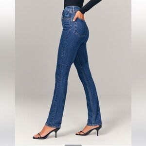 Ultra High Rise 90s Slim Straight Jean